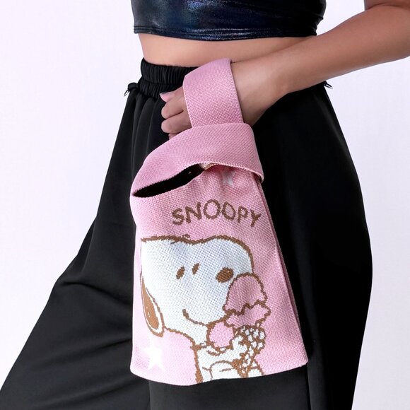 Peanuts Snoopy Loves Ice Cream Knitted Baggu Pink Mini Tote - Picture 2 of 6